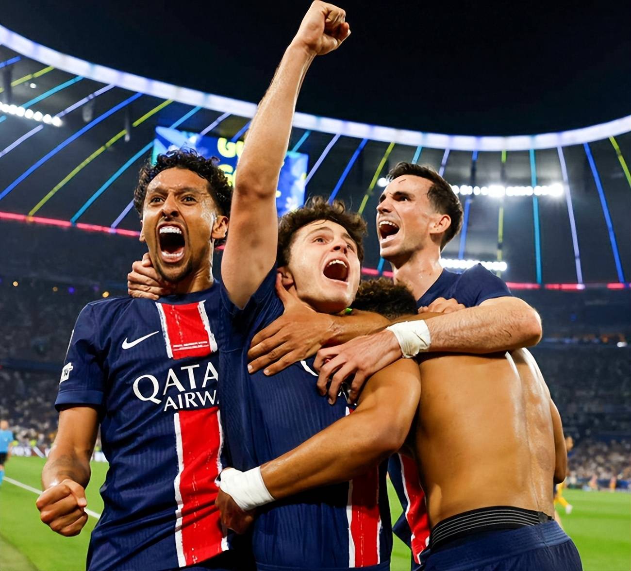 关于巴黎圣日耳曼迎意大利杯关键赛；关键时刻强势反弹；质疑声仍在；高层口径保持一致的信息