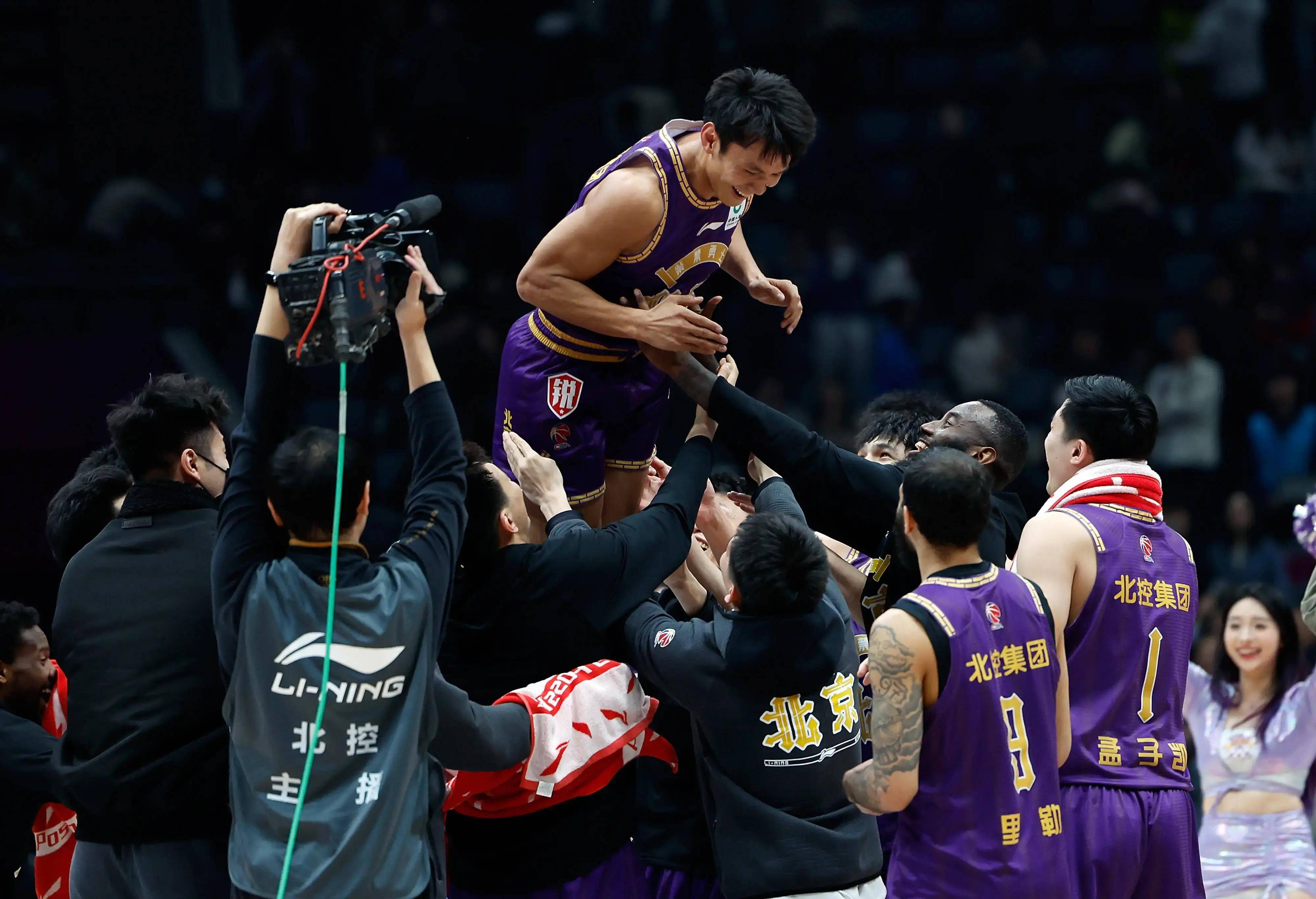 关于今晚毕尔巴鄂竞技备战CBA常规赛，豪取连胜细节曝光，震撼外界，团队化学反应显著的信息