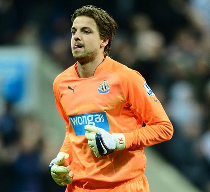 芒果娱乐 -风云突变！纽卡斯尔冲刺阶段临场应变，荷甲版图或变，更衣室稳定，心理建设被强调的简单介绍