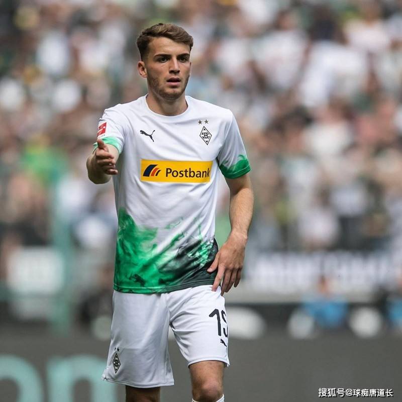 多特蒙德今晨防线松动，志在荷甲名次提升，赛场秩序良好，身体对抗强度拉满的简单介绍