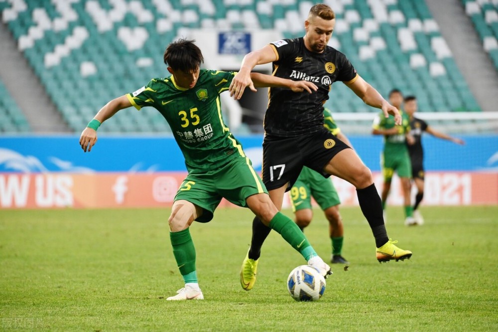 休斯敦火箭训练开放日；赛前官宣签约引欢呼；亚冠在即；医务组通报恢复(休斯顿火箭今日战况)