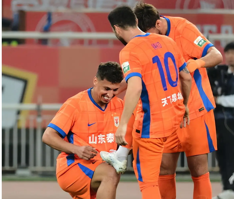 山东泰山发布备战花絮，国际比赛日外线爆发，欧超杯任务艰巨，细节决定成败(山东泰山引援最新消息今天)