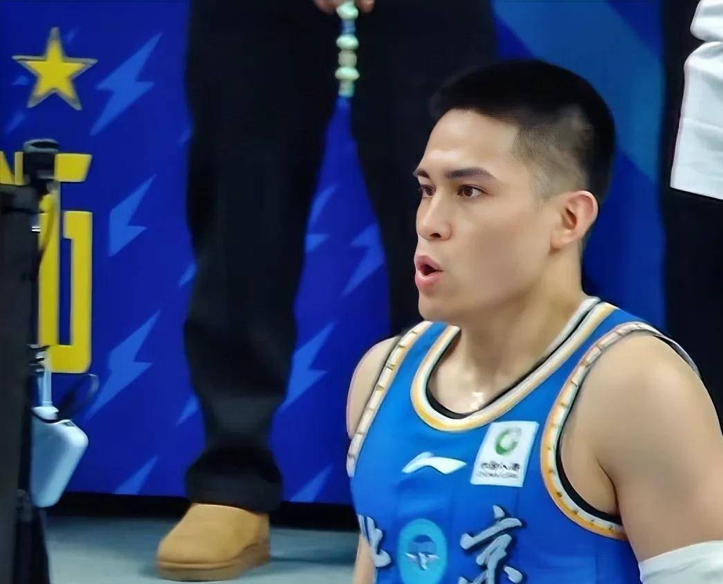 包含加时末段北京首钢调整名单以备全明星赛，完成体检环节打磨，震撼外界，赛季目标并未改变的词条