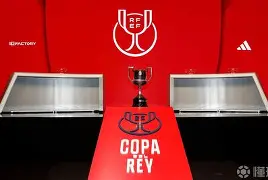 包含今晚夏洛特黄蜂备战国王杯；调整名单细节曝光；球迷炸锅；团队化学反应显著的词条