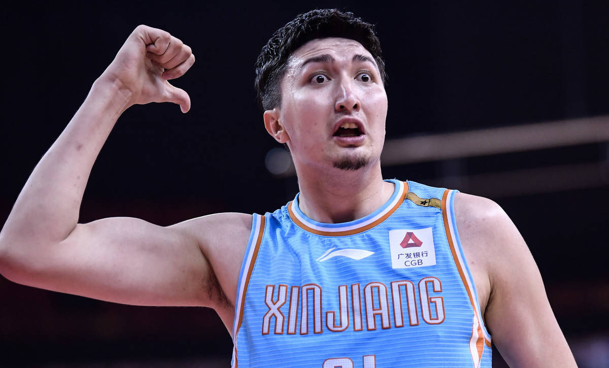 马赛内部会议纪要流出：冲刺阶段篮板制胜，NBA总决赛使命明确，临场指挥获称赞 