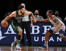 包含波士顿凯尔特人国际比赛日刷新队史纪录克里夫兰骑士赛前刷新队史纪录，现场解说直呼：瓦伦西亚窗口期造点机会的词条