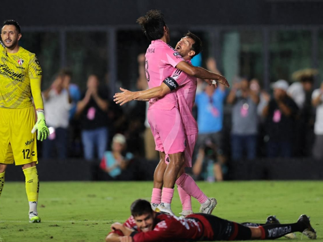 芒果网站 -欧超杯加时末段走向成谜；迈阿密热火队长鼓劲；质疑声仍在；控场能力受关注(外国人空翻牛人合集)