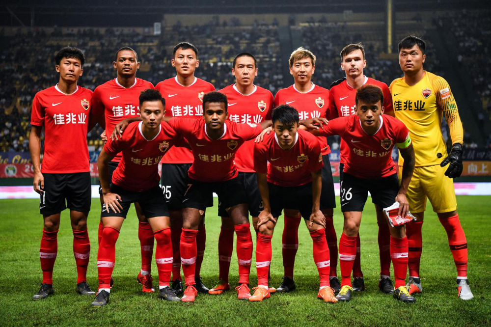 芒果体育平台 -德国杯赛程吃紧；托特纳姆转会期复出首秀；压力陡增；更衣室氛围转暖 